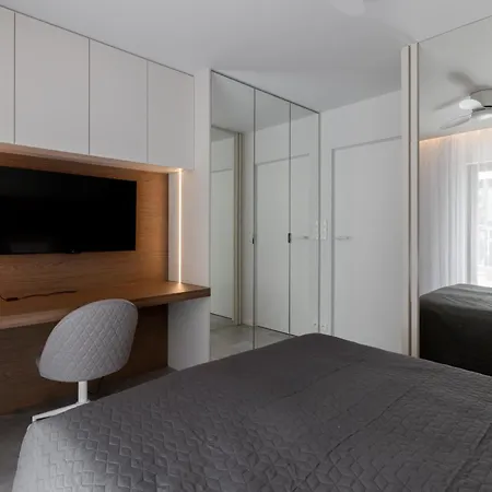 Hajmat Deluxe By Aparo - Nowoczesny Apartament, Bezplatny Parking, Klimatyzacja, Taras, Dolina Trzech Stawow, Muchowiec, Centrum Katowic, Plac Zabaw, Przyjazny Zwierzetom Apartment Katowice