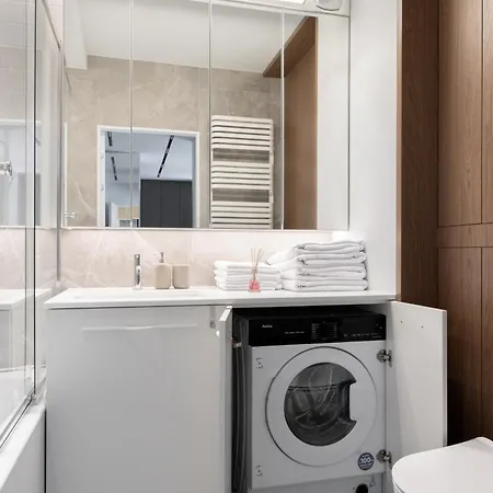 Hajmat Deluxe By Aparo - Nowoczesny Apartament, Bezplatny Parking, Klimatyzacja, Taras, Dolina Trzech Stawow, Muchowiec, Centrum Katowic, Plac Zabaw, Przyjazny Zwierzetom *