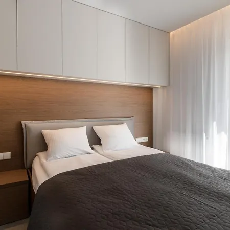 Hajmat Deluxe By Aparo - Nowoczesny Apartament, Bezplatny Parking, Klimatyzacja, Taras, Dolina Trzech Stawow, Muchowiec, Centrum Katowic, Plac Zabaw, Przyjazny Zwierzetom * Katowice