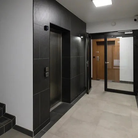 Hajmat Deluxe By Aparo - Nowoczesny Apartament, Bezplatny Parking, Klimatyzacja, Taras, Dolina Trzech Stawow, Muchowiec, Centrum Katowic, Plac Zabaw, Przyjazny Zwierzetom Apartment Katowice